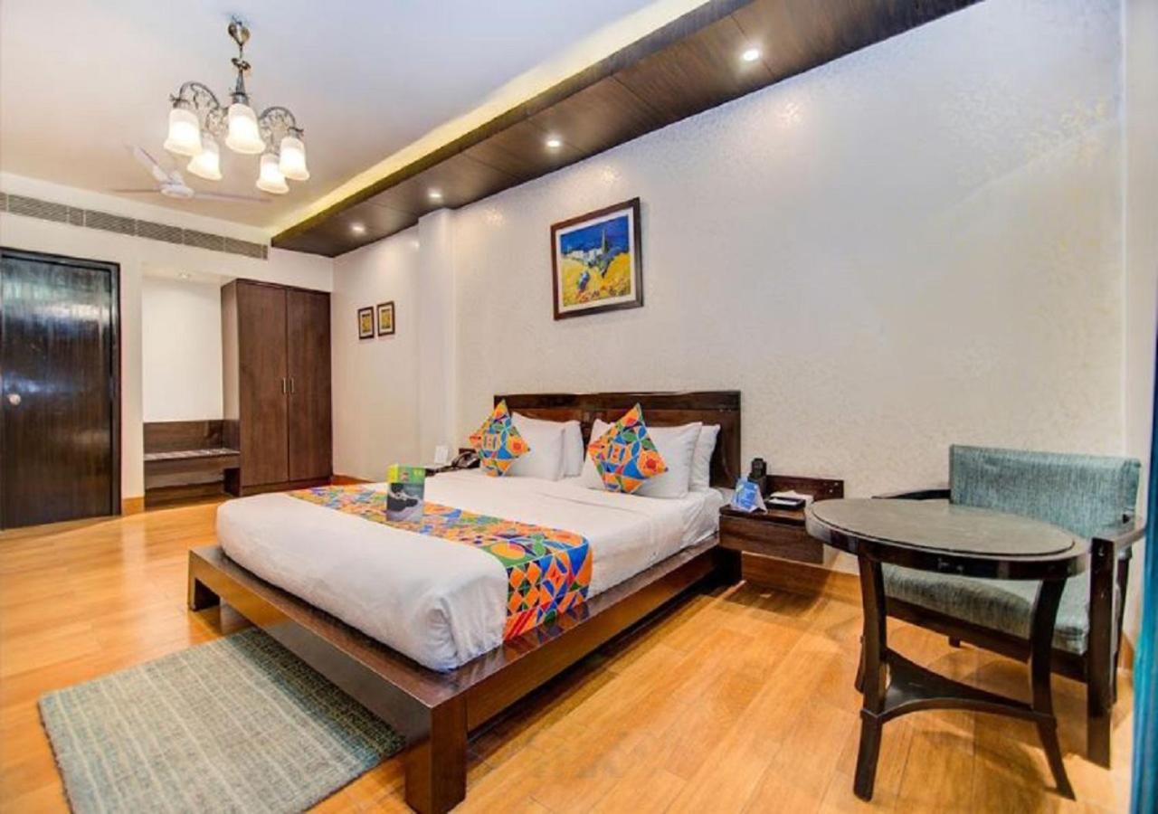 Hotel Rockland Panchsheel Enclave نيودلهي المظهر الخارجي الصورة
