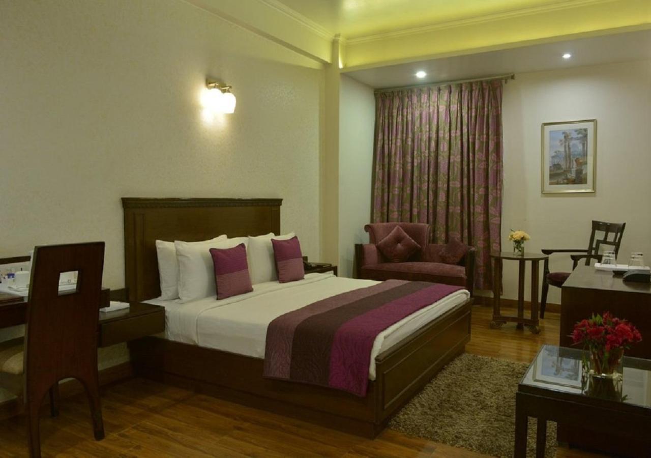 Hotel Rockland Panchsheel Enclave نيودلهي المظهر الخارجي الصورة